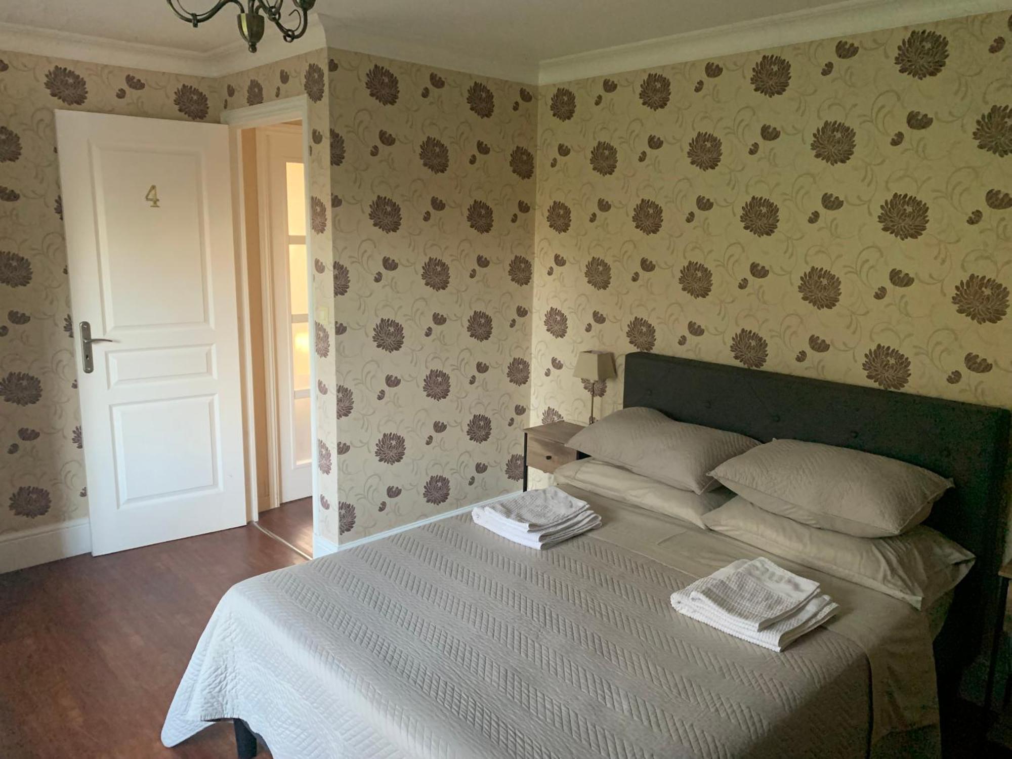Bed and Breakfast Le Pontet Miramont-de-Guyenne Exterior foto